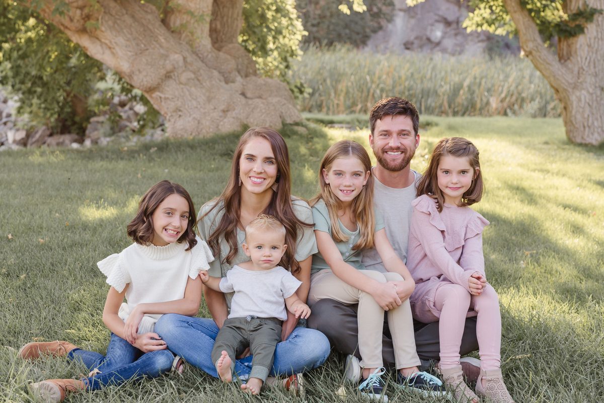 Hyrum Stanger with his wife and kids
